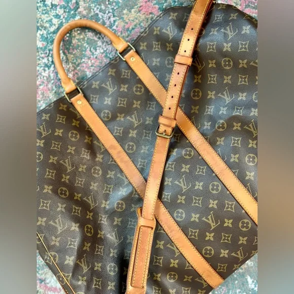 SOLD Louis Vuitton Keepall 55 Bandouliere - Picture 2 of 16